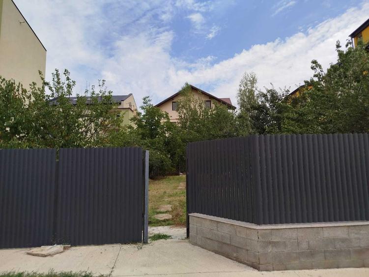 Casă cu 4 camere decomandat în Păcurari