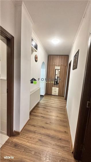 Apartament cu 2 camere decomandat în Dârste
