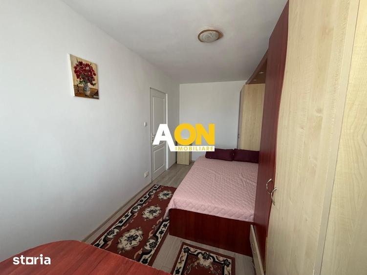 Apartament cu 3 camere în Cetate