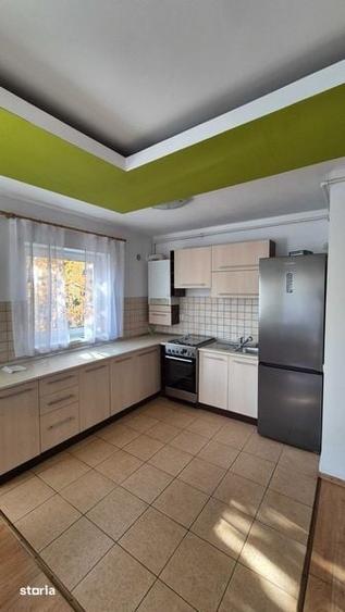 Apartament cu 3 camere în Mărăști