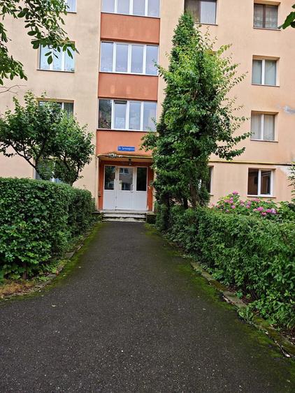 Apartament cu 2 camere decomandat în Astra
