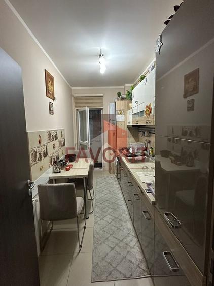 Apartament cu 3 camere decomandat, mobilat în Giroc