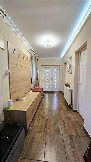 Casa individuala din 2017, cu 3 camere + 521 m² teren | Dorobantilor - 18
