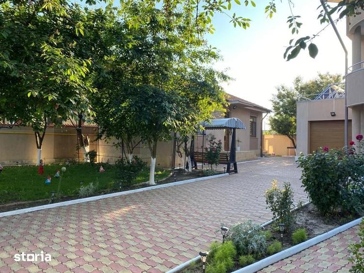 Casă cu Teren 1050 Mp în Central