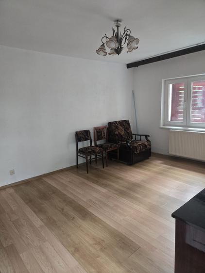 Apartament cu 2 camere decomandat în Drumul Carului