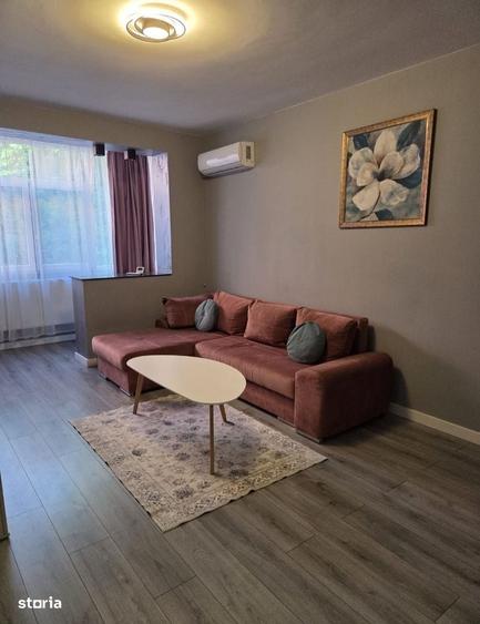 Apartament cu 2 camere decomandat, mobilat în Tomis III
