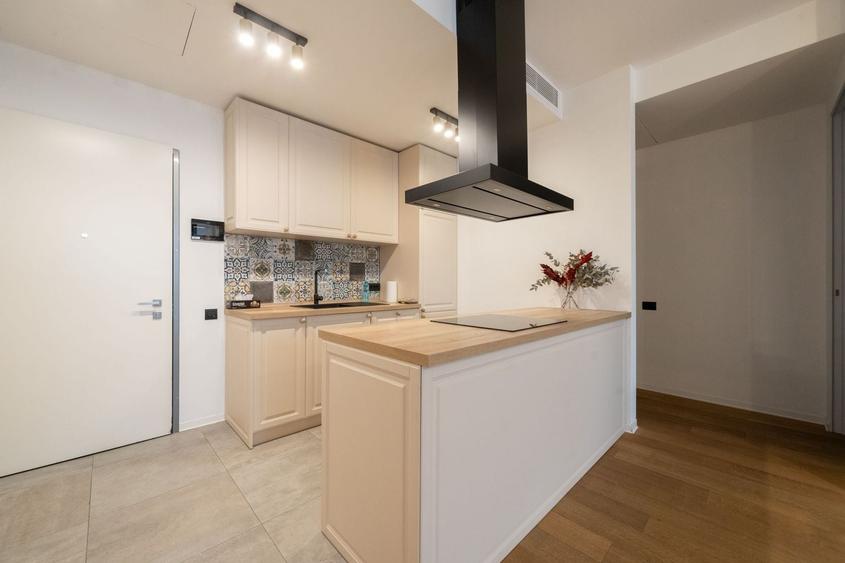 Apartament cu 3 camere decomandat, mobilat în Herăstrău — fotografia 2