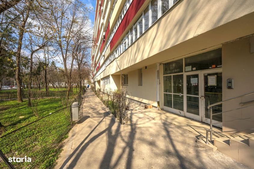 Apartament cu 2 camere semidecomandat în Giurgiului