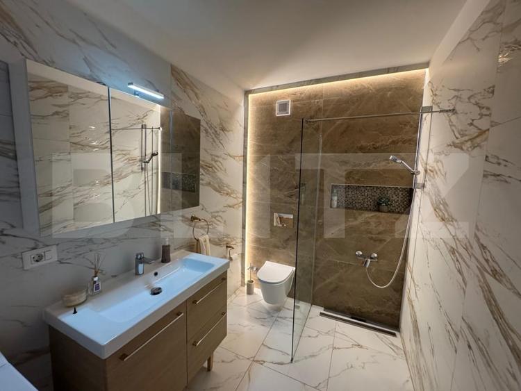 Apartament cu 2 camere semidecomandat, mobilat în Mănăștur