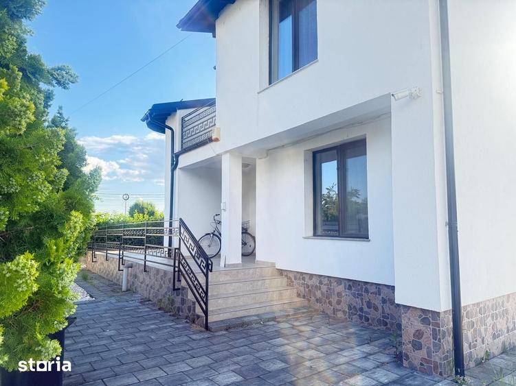 Casă cu 5 camere cu Teren 535 Mp în Aninoasa