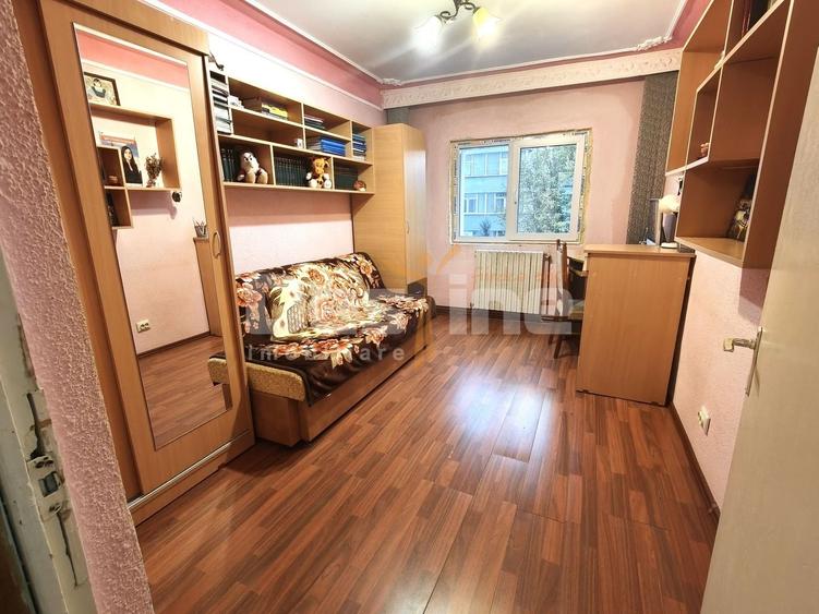 Apartament cu 4 camere decomandat în Lunca Cetățuii