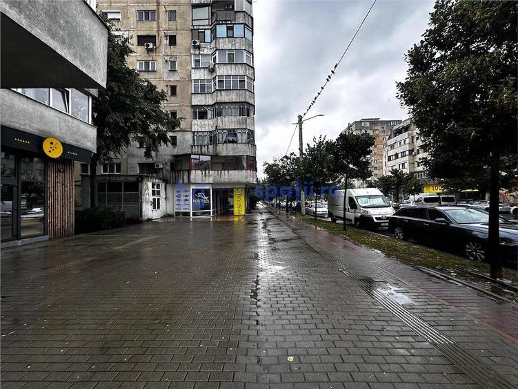 Spațiu comercial, de 52 mp, în Filiași