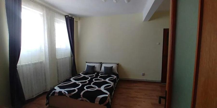 Apartament cu 2 camere decomandat, mobilat în Parcul Carol