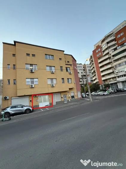 Casă cu 6 camere cu Teren 160 Mp în Central