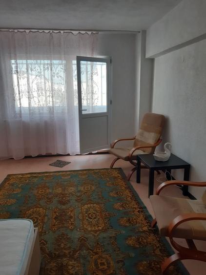 Apartament cu 2 camere decomandat în 9 Mai