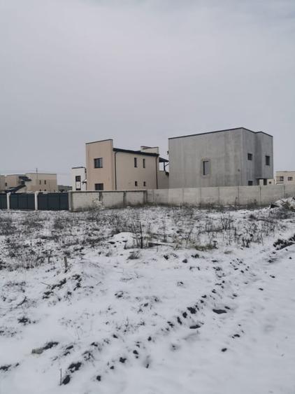 Teren Construcții intravilan de 432 mp, în Pielești