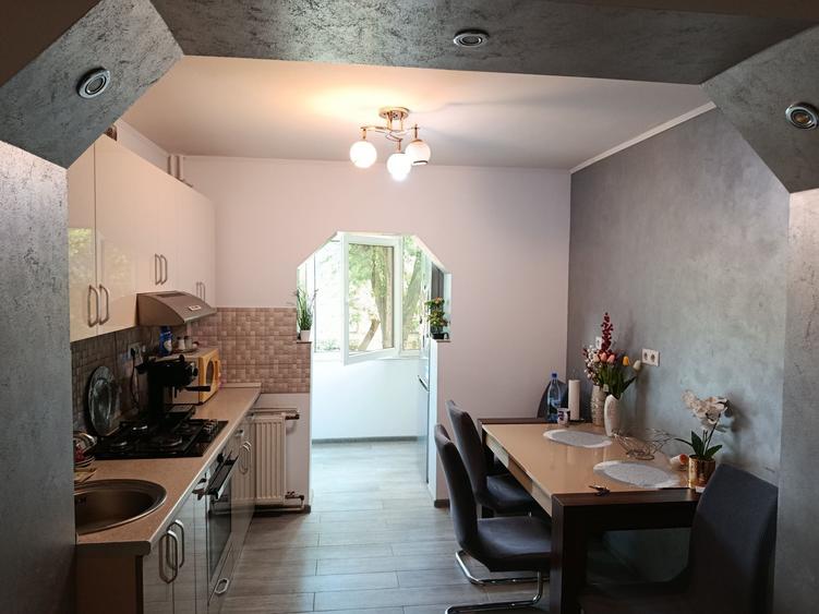 Apartament cu 2 camere în Decebal