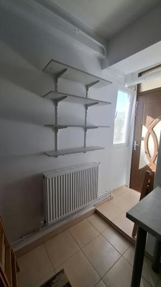 Apartament cu 2 camere semidecomandat, mobilat în Tătărași
