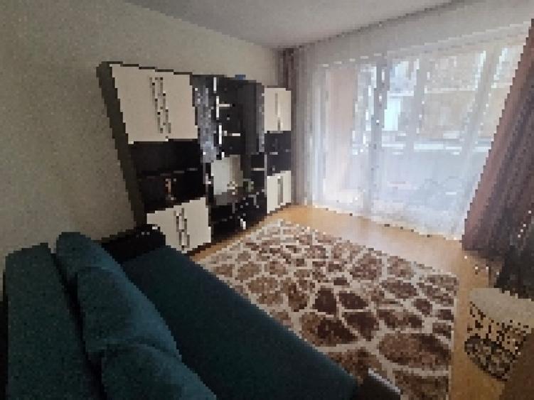 Garsonieră decomandată în Florești