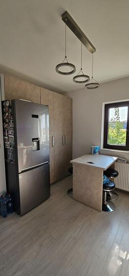 Duplex cu 4 camere cu Canalizare în Giroc