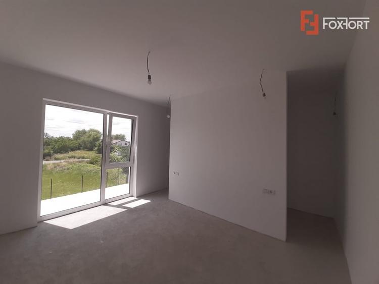 Duplex cu 5 camere cu Canalizare în Dumbrăvița