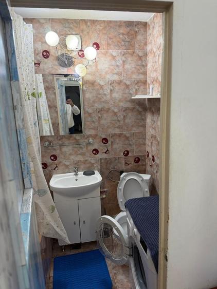 Apartament cu 2 camere decomandat, mobilat în Berceni