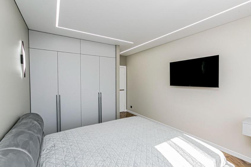 Apartament cu 2 camere decomandat în Dârste