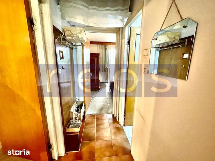 Apartament cu 3 camere semidecomandat în Titan