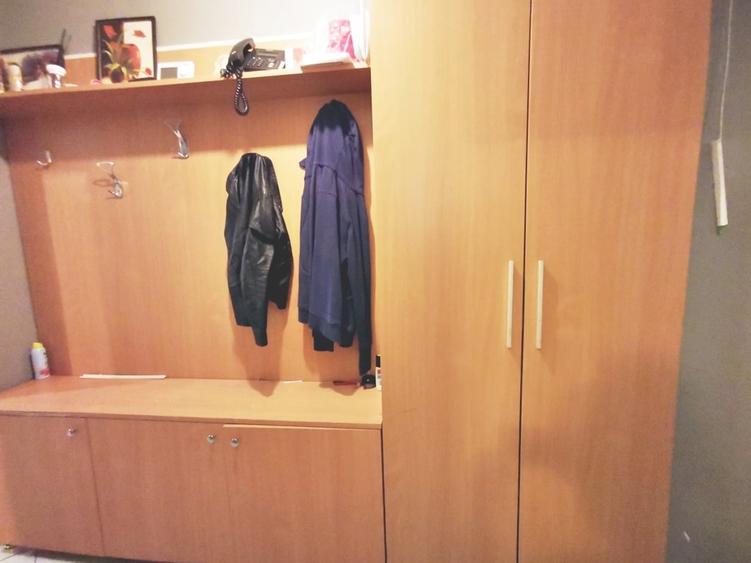 Apartament cu 3 camere decomandat în Păcii