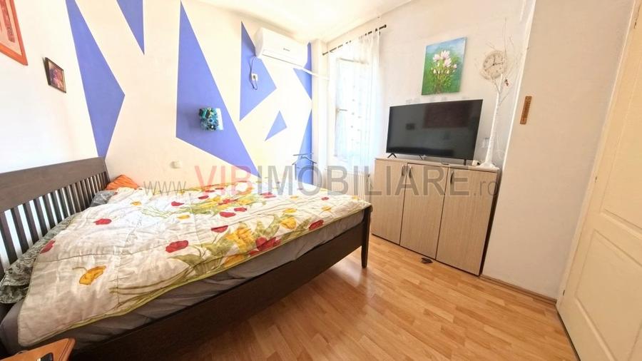 Apartament cu 3 camere semidecomandat, mobilat în Nord