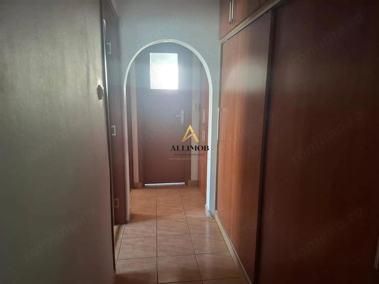 Apartament cu 3 camere în Paltiniș