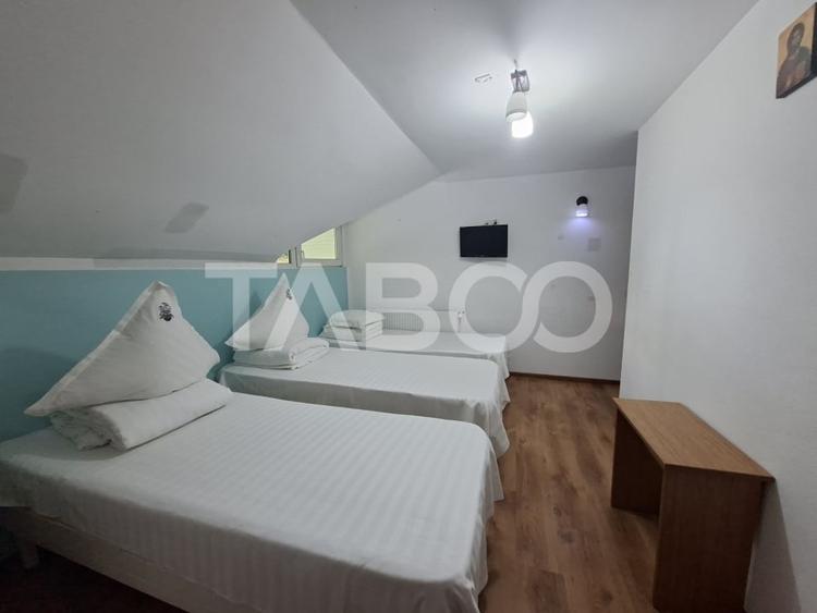 Casă individuală cu 29 camere cu Teren 3400 Mp în Valea Măceșului
