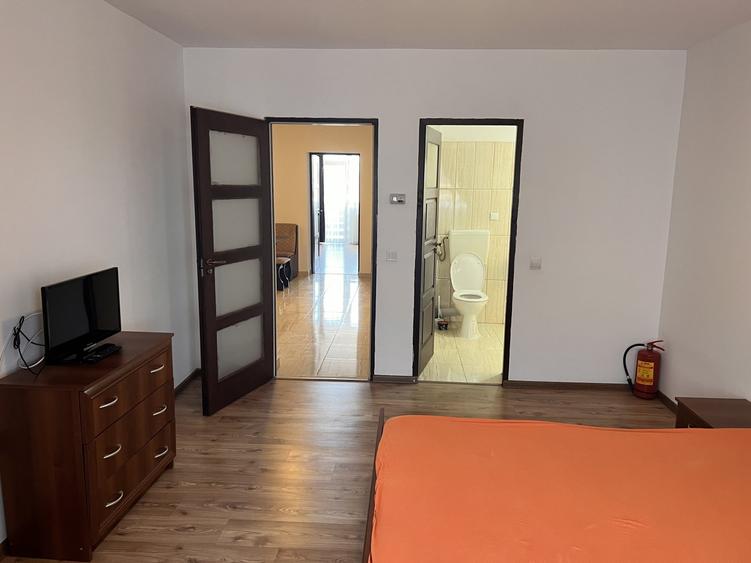 apartament 3 camere cu 2 baii, balcon shopping city - 7