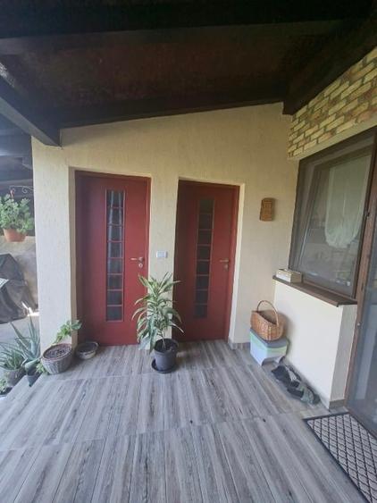 Duplex cu 4 camere cu Canalizare în Giroc