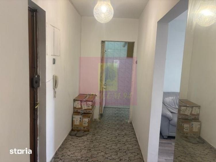 Apartament cu 3 camere decomandat în Pantelimon