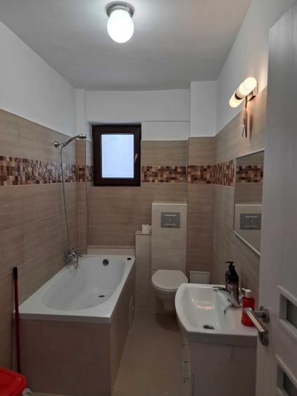 Apartament cu 3 camere decomandat în Șelimbăr