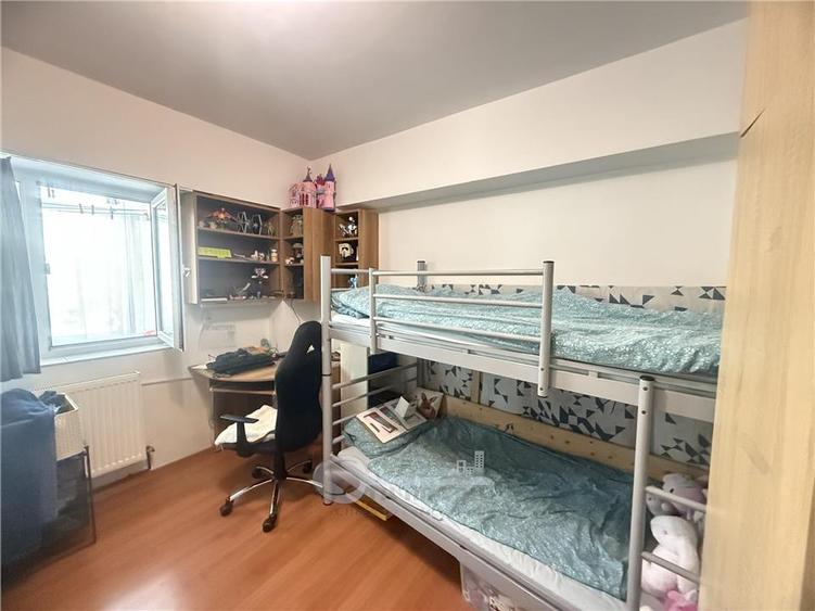 Apartament cu 2 camere decomandat, mobilat în Galata
