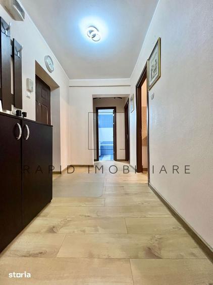 Apartament cu 2 camere decomandat în Piața Centrală