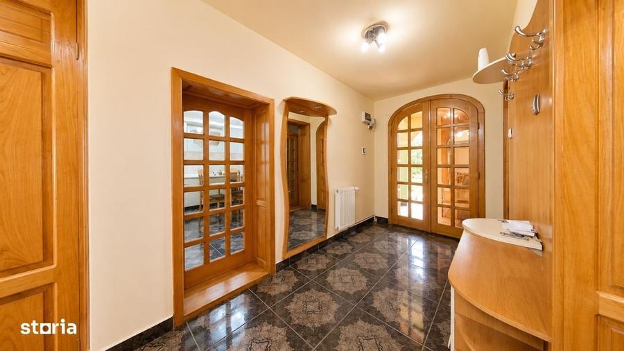 Casă cu 4 camere în Grădiște