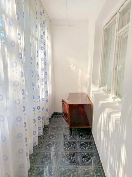 Apartament cu 2 camere decomandat, mobilat în Micro 13