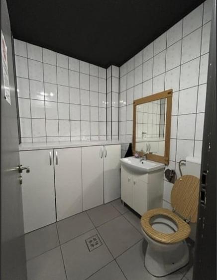 Spațiu comercial, de 90 mp, în Capitol