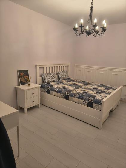 Apartament cu 2 camere decomandat, mobilat în Peninsula