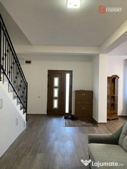 Casă cu 3 camere cu Teren 308 Mp în Sânandrei