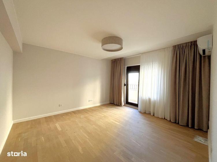 Apartament cu 4 camere în Arcul de Triumf