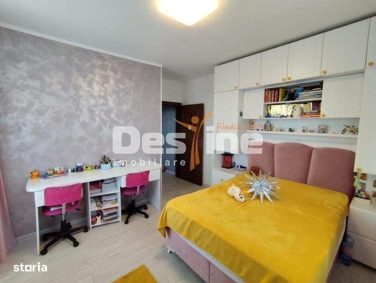Apartament cu 3 camere decomandat, mobilat în Albert