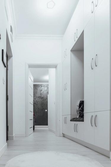 Apartament cu 3 camere decomandat în Nufărul