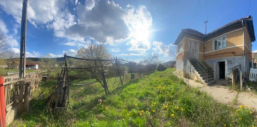 Casă cu 3 camere în Ozd