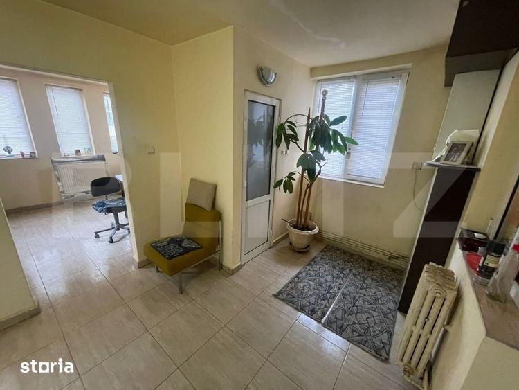 Apartament cu 3 camere în Central