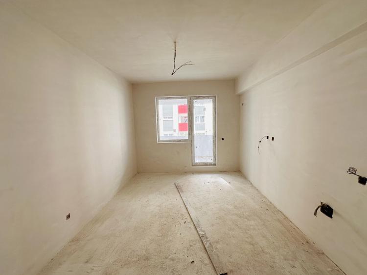 Apartament cu 2 camere decomandat în Chiajna