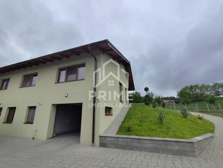 Casă cu 4 camere cu Teren 1591 Mp în Dumbrava (Ciugud)
